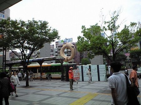 駅前ターミナル